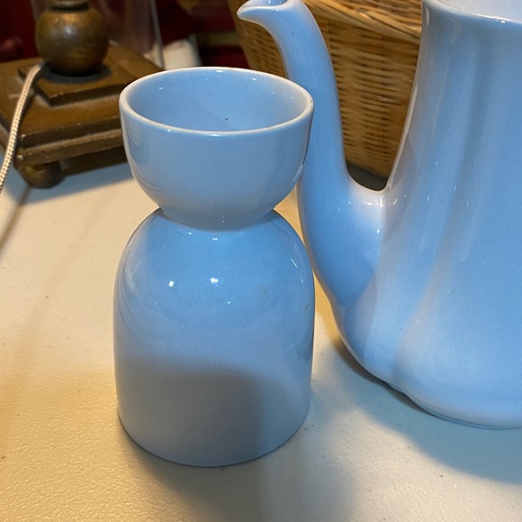 Vintage Johnson Brothers Greydawn Coffee Pot, creamer and egg cup - Picture 3 of 6